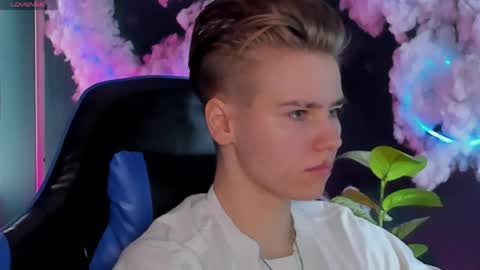 Snapshot of jean_wilsons chatting on April 2026 11:16:01 AM jean_wilsons online show from April 2026 11:16:01 AM