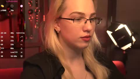 Jean online show from October 2025 06:10:02 AM