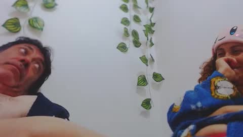 jeans_and_emma online show from March 2025 06:48:02 AM