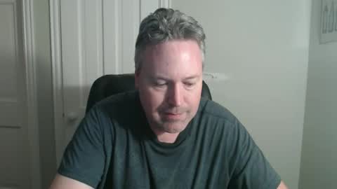 JE online show from November 2025 03:06:02 AM