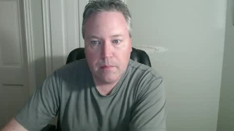 Snapshot of jeb5150 chatting on June 2026 01:58:01 AM JE online show from June 2026 01:58:01 AM