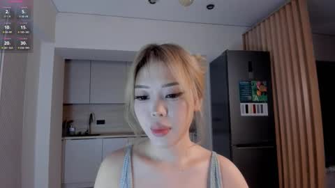 Snapshot of jee__son chatting on December 2025 04:07:02 AM jee__son online show from December 2025 04:07:02 AM