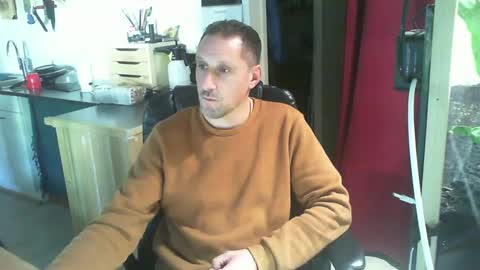 Snapshot of jef74700 chatting on December 2024 01:32:01 PM Jrme online show from December 2024 01:32:01 PM