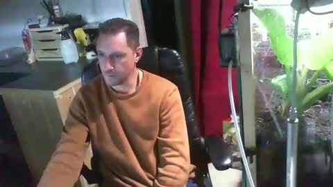 Snapshot of jef74700 chatting on January 2025 06:30:02 AM Jrme online show from January 2025 06:30:02 AM