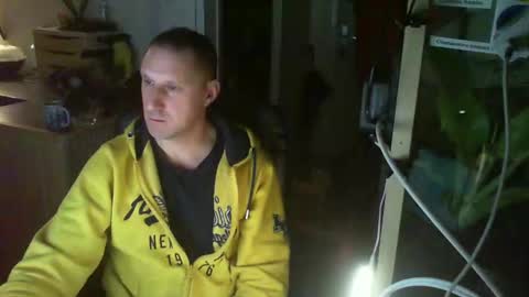 Snapshot of jef74700 chatting on January 2025 04:34:01 AM Jrme online show from January 2025 04:34:01 AM