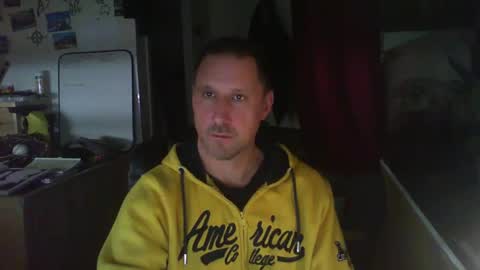 Snapshot of jef74700 chatting on February 2025 04:53:02 AM Jrme online show from February 2025 04:53:02 AM