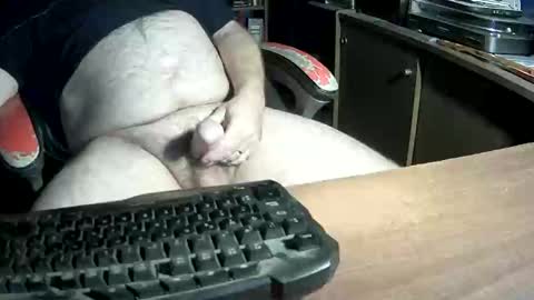 Snapshot of jeff_40962 chatting on March 2025 08:27:01 AM Jeffrey Sinclair online show from March 2025 08:27:01 AM