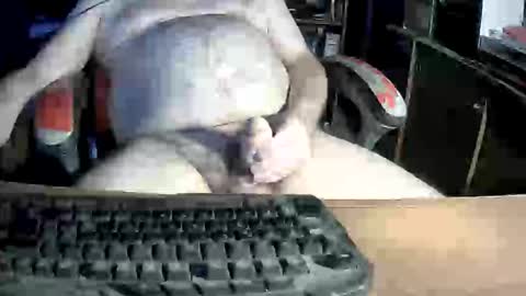 Snapshot of jeff_40962 chatting on December 2025 01:33:02 AM Jeffrey Sinclair online show from December 2025 01:33:02 AM