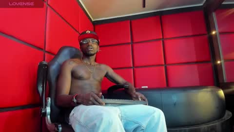 Snapshot of jeff_black99 chatting on February 2026 04:51:02 AM --- Jeff --- online show from February 2026 04:51:02 AM