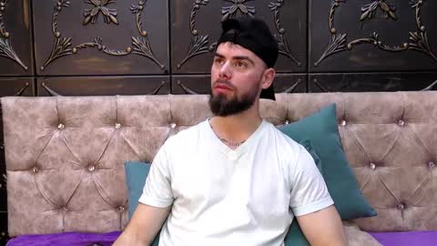 Snapshot of jeffallanjr chatting on December 2025 10:19:01 PM JeffAllanJR online show from December 2025 10:19:01 PM