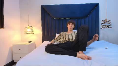 Snapshot of jeffbellfort chatting on June 2026 12:32:02 AM JeffBellfort online show from June 2026 12:32:02 AM