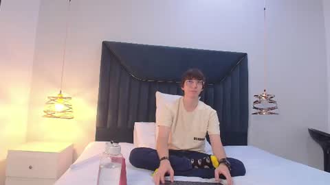 Snapshot of jeffbellfort chatting on June 2026 08:57:01 PM JeffBellfort online show from June 2026 08:57:01 PM