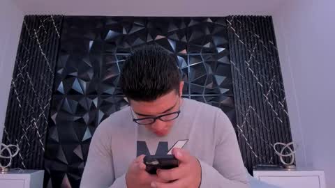 Snapshot of jeffdaltton chatting on March 2026 12:44:01 PM Jeff online show from March 2026 12:44:01 PM