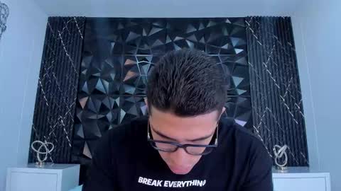 Snapshot of jeffdaltton chatting on March 2026 01:05:01 PM Jeff online show from March 2026 01:05:01 PM