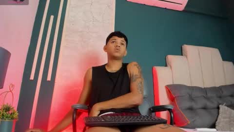 Snapshot of jeffry_wolvess chatting on March 2026 12:10:02 PM Jeffry online show from March 2026 12:10:02 PM