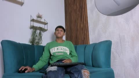 Snapshot of jeffry_wolvess chatting on April 2026 11:54:02 AM Jeffry online show from April 2026 11:54:02 AM