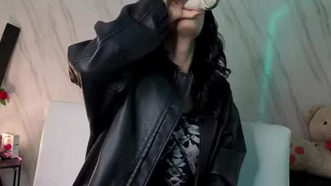 Jeimy Garca online show from October 2025 12:05:01 PM