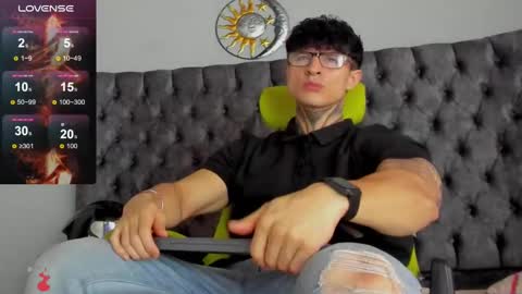 JC online show from January 2025 01:43:01 PM