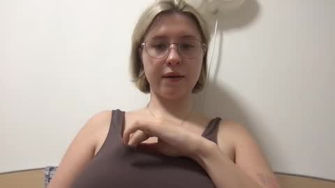 Snapshot of jelly_gum chatting on January 2026 05:27:02 PM Inna online show from January 2026 05:27:02 PM