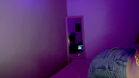 Snapshot of jellyrose chatting on December 2025 11:34:02 PM jellyrose online show from December 2025 11:34:02 PM