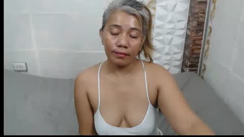 Jem online show from May 2026 09:52:02 PM