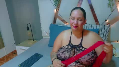 Jena  online show from May 2026 11:04:01 AM