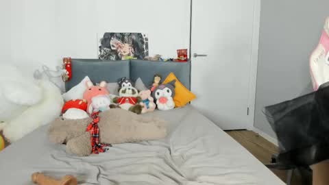 Snapshot of jenie_fire chatting on February 2025 01:22:01 PM Dolly online show from February 2025 01:22:01 PM