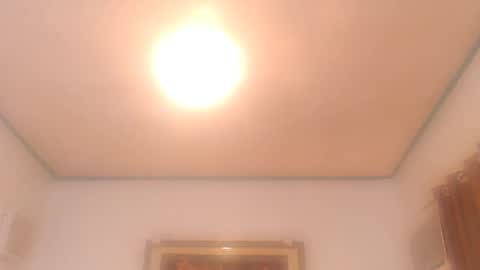 Queen Jenifer online show from December 2025 11:56:01 PM