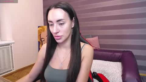 Kira online show from October 2025 06:36:02 AM