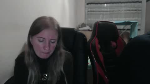 JenisAndPeter online show from October 2025 07:42:02 PM