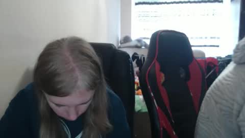 JenisAndPeter online show from October 2025 07:42:01 AM