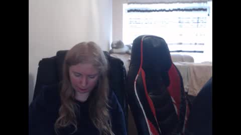 JenisAndPeter online show from April 2026 05:30:01 AM