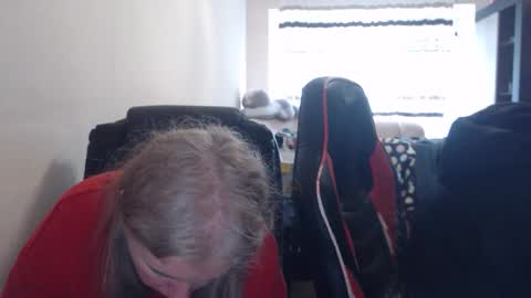 JenisAndPeter online show from April 2026 06:24:01 AM