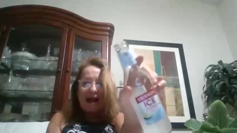 jenna197069 online show from April 2026 12:19:01 AM