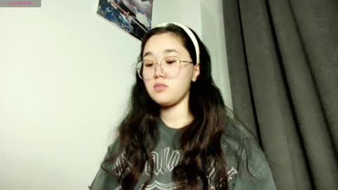 Snapshot of jennatyan chatting on March 2025 06:26:02 PM JENNA online show from March 2025 06:26:02 PM