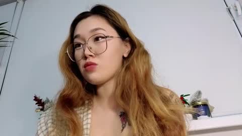 Snapshot of jennatyan chatting on December 2025 10:13:01 AM JENNA online show from December 2025 10:13:01 AM