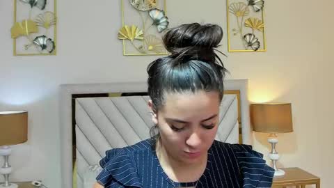 jenner_madison online show from April 2026 11:23:02 AM