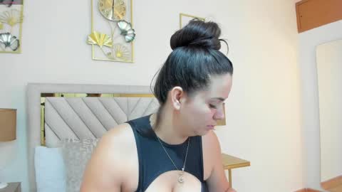 jenner_madison online show from April 2026 11:27:02 AM