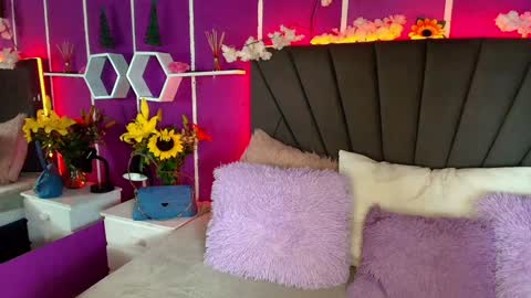 Jenner online show from December 2024 05:26:02 AM