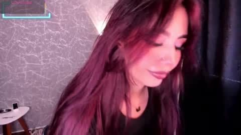 Jenner online show from October 2025 09:14:01 PM