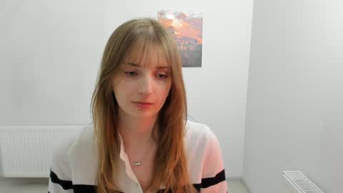 Snapshot of jenniestar chatting on April 2026 12:24:01 PM Karla online show from April 2026 12:24:01 PM