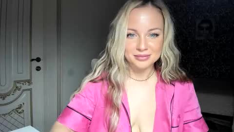 Snapshot of jennifer838 chatting on April 2026 08:43:01 PM Jennifer online show from April 2026 08:43:01 PM