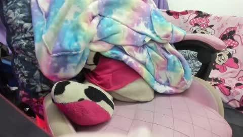 jennifer_bodyy0404 online show from July 2026 11:44:01 PM