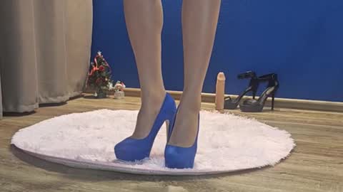 Snapshot of jennifer_chris69 chatting on December 2025 04:27:01 PM jennifer_chris69 online show from December 2025 04:27:01 PM