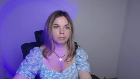 Snapshot of jennifer_moree chatting on September 2025 02:38:02 PM Jennifer online show from September 2025 02:38:02 PM