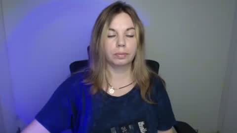 Snapshot of jennifer_moree chatting on September 2025 12:18:01 PM Jennifer online show from September 2025 12:18:01 PM