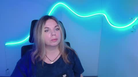 Snapshot of jennifer_moree chatting on September 2025 06:20:02 PM Jennifer online show from September 2025 06:20:02 PM