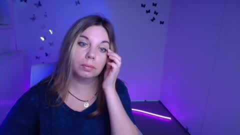 Snapshot of jennifer_moree chatting on September 2025 05:46:01 AM Jennifer online show from September 2025 05:46:01 AM