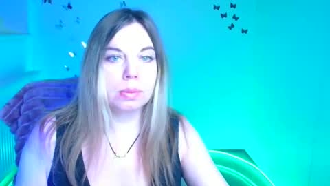 Snapshot of jennifer_moree chatting on February 2026 07:03:02 AM Jennifer online show from February 2026 07:03:02 AM