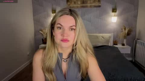 Snapshot of jennifer_perezz chatting on May 2026 04:57:01 PM Jennifer Perezz online show from May 2026 04:57:01 PM